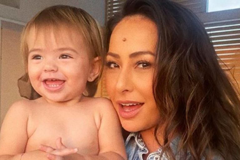 Sabrina Sato flagra Zoe aprontando: “O que você fez?”