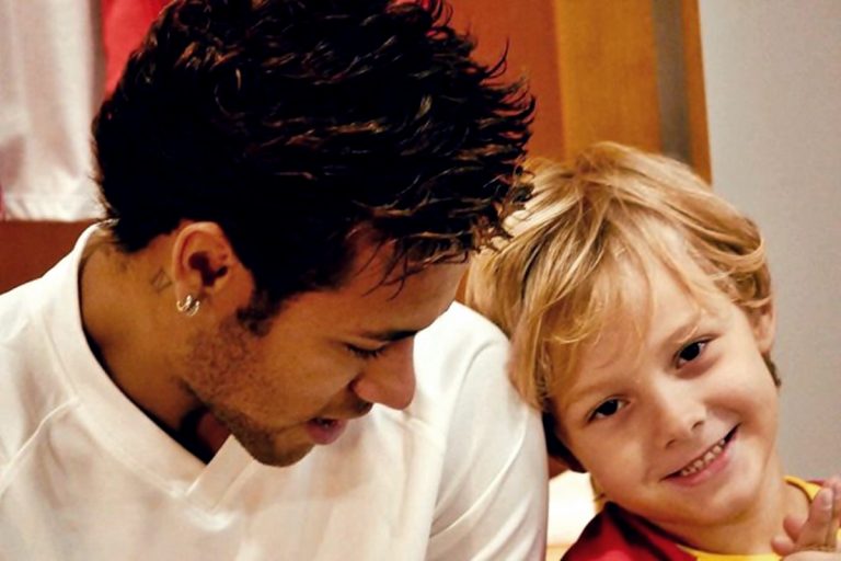 Neymar faz acordo com médico do parto de Davi Lucca e encerra ação