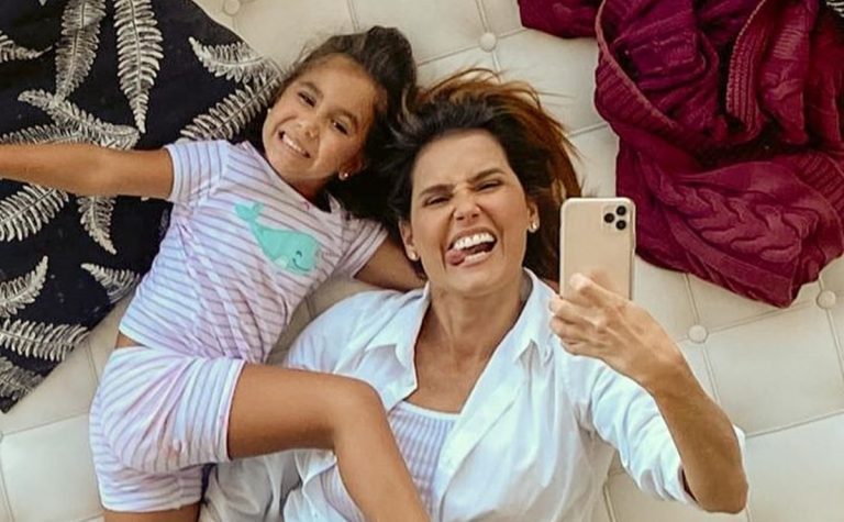 Deborah Secco mostra registro raro durante quarentena