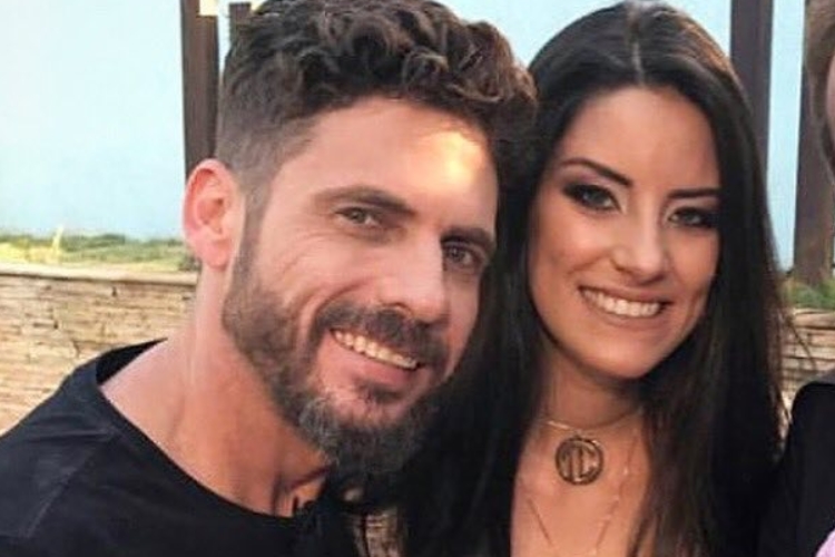 Esposa do sertanejo Hudson investe na carreira como cantora aos 24 anos
