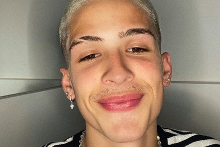 João Guilherme, filho do sertanejo Leonardo, radicaliza no visual