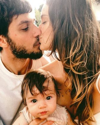 Laura Neiva, Chay Suede e a filha Maria
