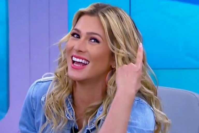 Lívia Andrade faz reação misteriosa sobre participação em ‘A Fazenda 12’