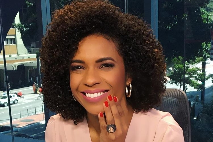 Apresentadora da CNN Brasil confessa risco de morte após teste positivo para coronavírus