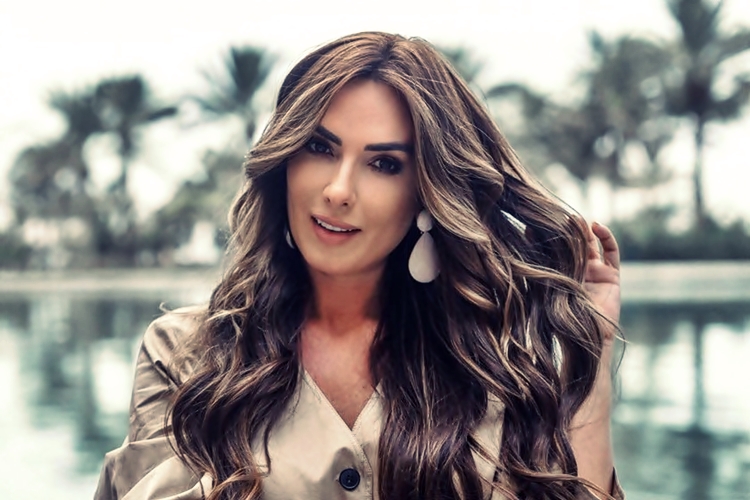 Nicole Bahls comandará um programa de reality show na TV