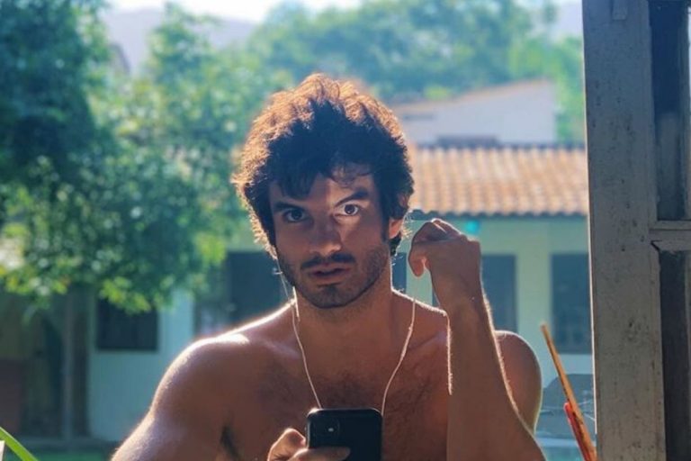 Daniel Blanco fala sobre quarentena ao lado da namorada