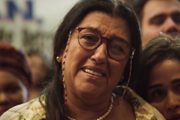 Regina Casé em cena de 'Amor de Mãe' - Reprodução/Globo