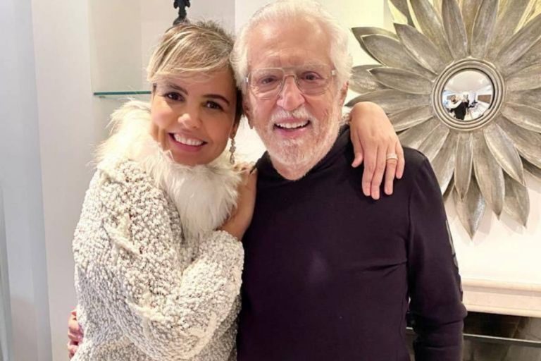 Carlos Alberto de Nóbrega se declara para a esposa: “Um amor eterno”