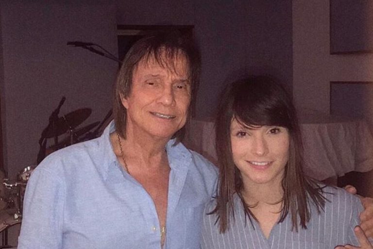 Suposta namorada de Roberto Carlos quebra o silêncio sobre o romance