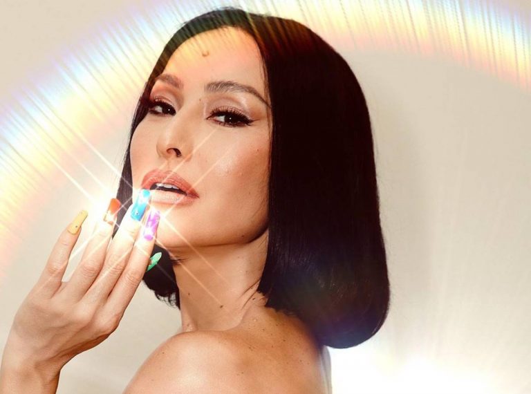 Sabrina Sato pede fim da homofobia: “Mais respeito”