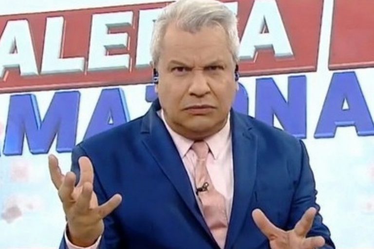 Sikera Jr. apresenta novo estado de saúde e retorno na RedeTV! é previsto