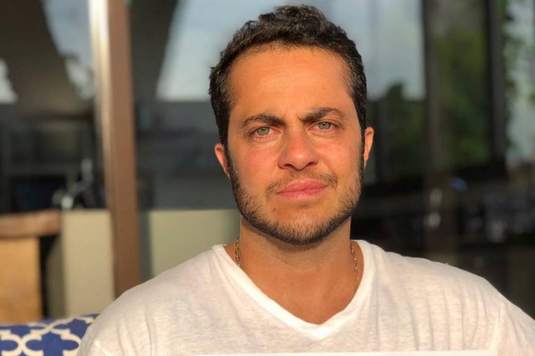 Thammy Miranda fala sobre relacionamento com esposa após ter filho