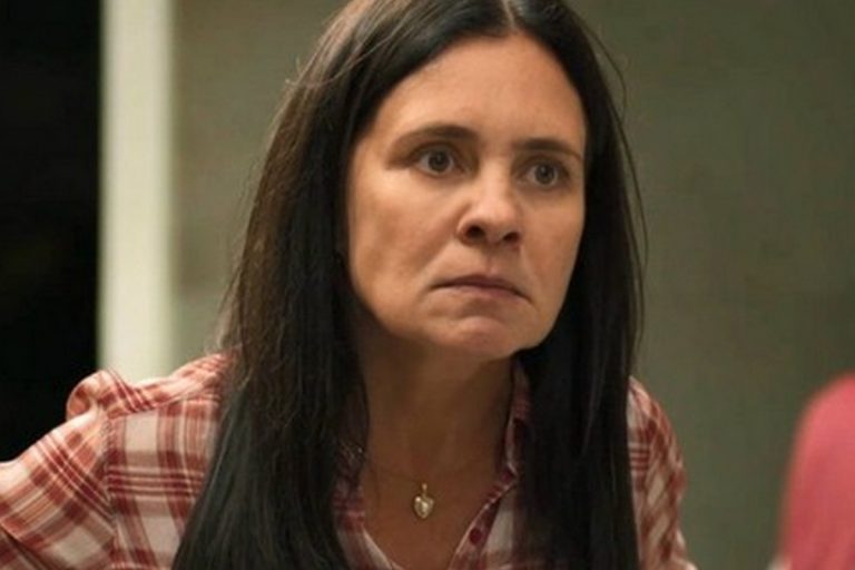 Explicado por que Adriana Esteves não vai voltar no remake de ‘Renascer’