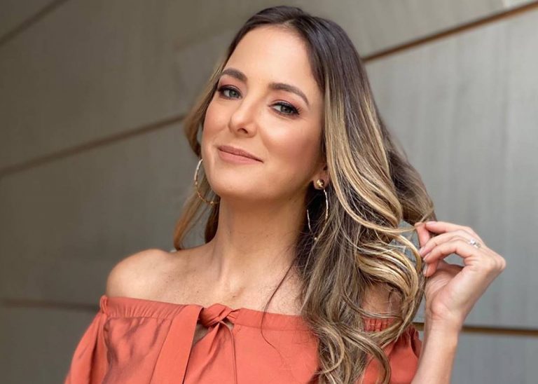 Ticiane Pinheiro mostra Rafa segurando a irmã, Vicky, e se derrete com a cena