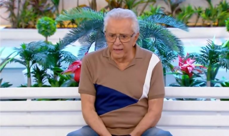 SBT descarta novidades para Carlos Alberto de Nóbrega com ‘A Praça é Nossa’