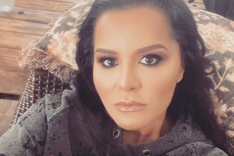 Sertaneja Maraisa é vítima de golpe na web