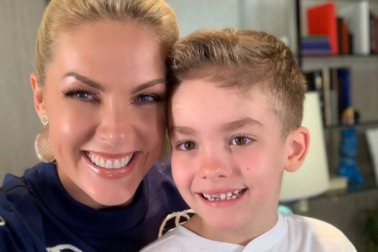 Ana Hickmann surge ao lado do filho e faz declaração