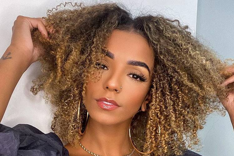 Esposa de Ludmilla descobre que teve coronavírus: “Chocada”