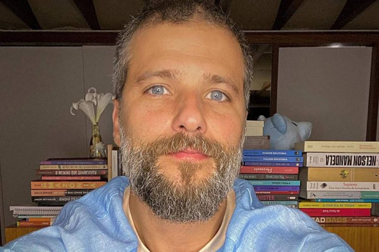 Bruno Gagliasso se revolta com ataques na internet