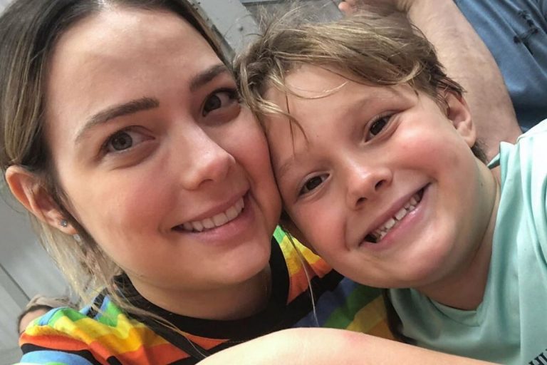 Filho de Neymar se apresenta em peça de teatro e recebe declaração de Carol Dantas: ‘Orgulho’