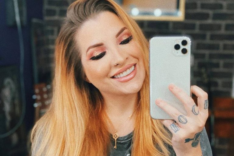 Ex-bbb Clara Aguilar trabalha como camgirl e garante: “Faço porque gosto”