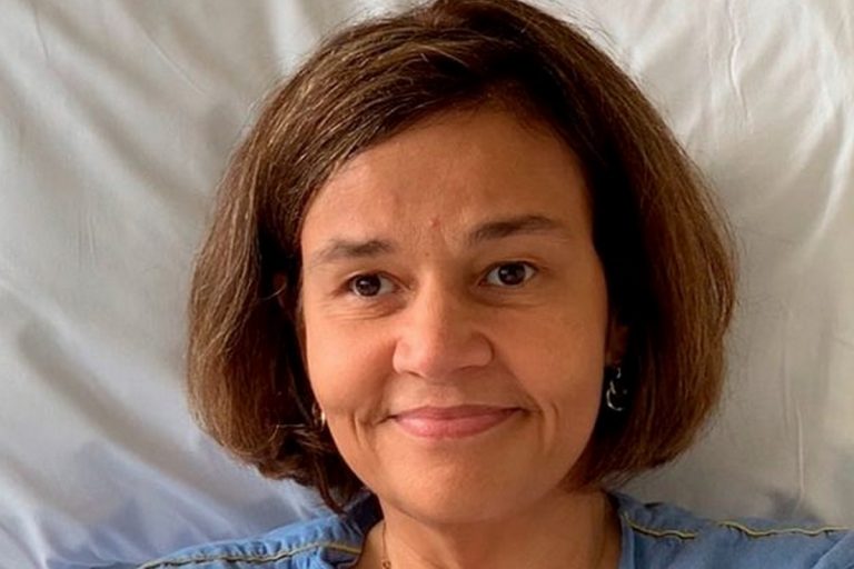 Claudia Rodrigues é internada com forte dores no corpo