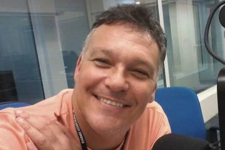 Grande segredo sobre vida pessoal de falecido ex-apresentador do ‘Globo de Ouro’ vem à tona