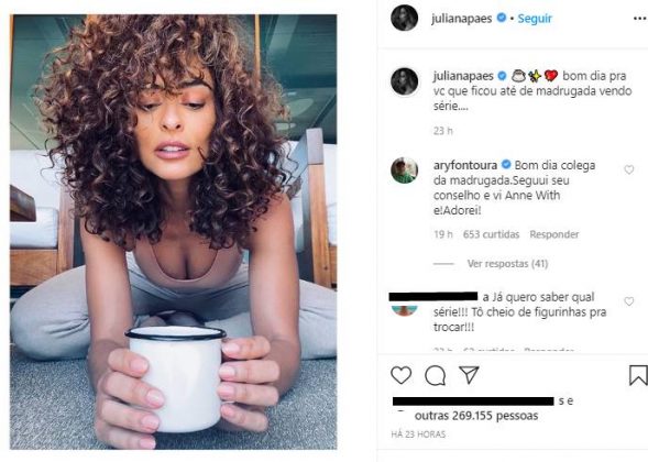 Reprodução Instagram Juliana Paes exibe fios naturais e fala sobre rotina na quarentena