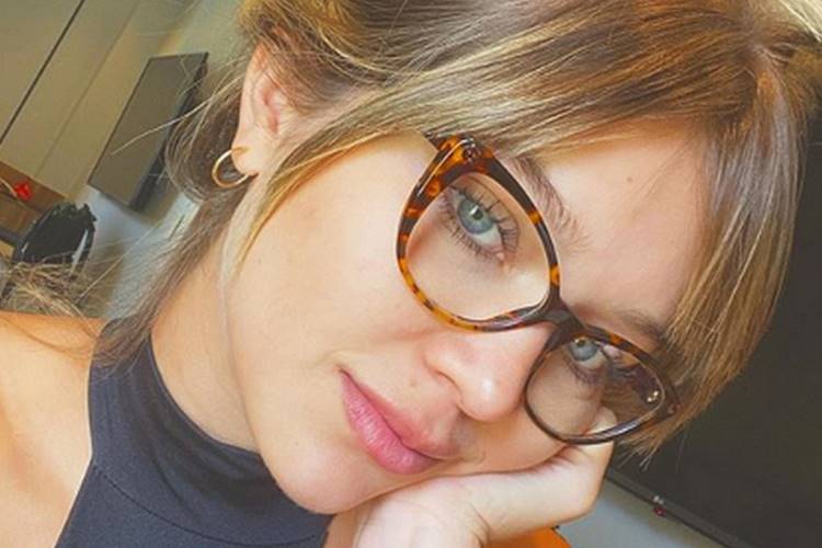 Lyandra Costa, filha do falecido sertanejo Leandro, relembra 22 anos da morte do pai