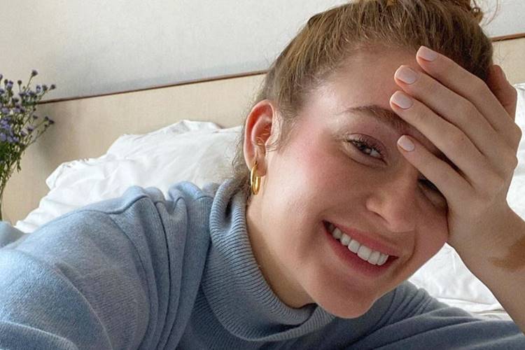 Marina Ruy Barbosa mostra momento divertido e diz: “Única aglomeração possível”