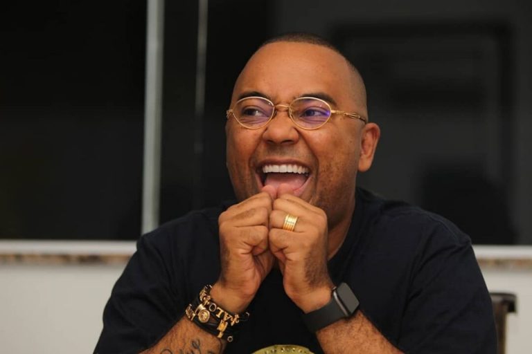 Dudu Nobre prepara apresentação especial no SBT