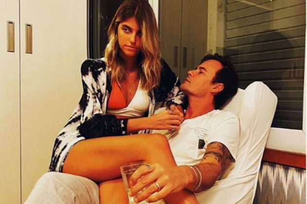 Paulinho Vilhena celebra aniversário de namorada nas redes sociais - Foto: Reprodução/Instagram@vilhenap