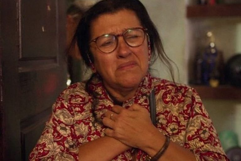Globo toma importante decisão sobre saída de Regina Casé do elenco de ‘Amor de Mãe’