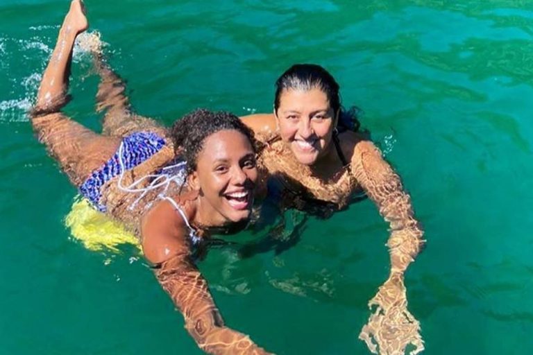 Regina Casé emociona com declaração para Jéssica Ellen