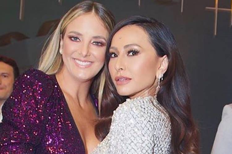 Sabrina Sato posta foto com Ticiane Pinheiro e detalhe chama atenção