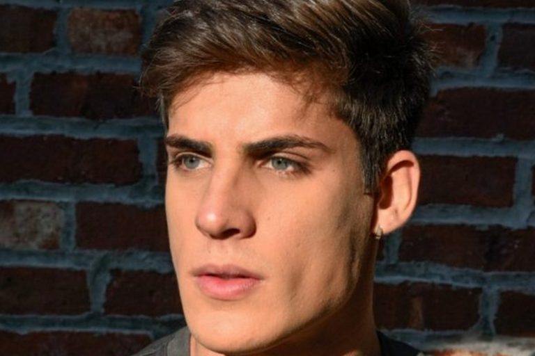 Tiago Ramos, padrasto de Neymar, é levado às pressas ao hospital