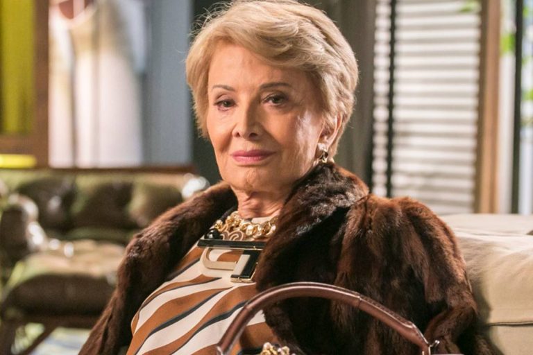 Gloria Menezes tem melhora no estado de saúde e não respira mais com ajuda de aparelho