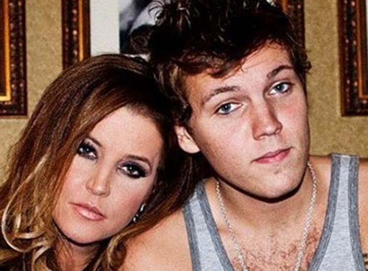 Neto de Elvis Presley é encontrado morto na Califórnia, Estados Unidos