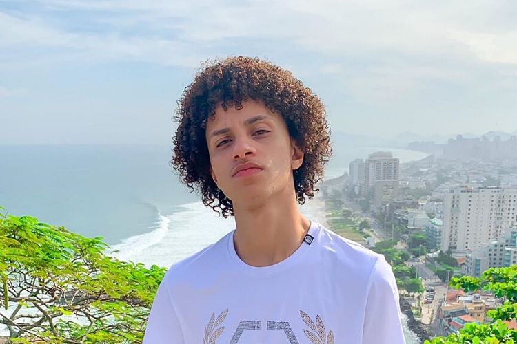 Acusado de agredir a ex, Dj Gabriel do Borel se pronuncia