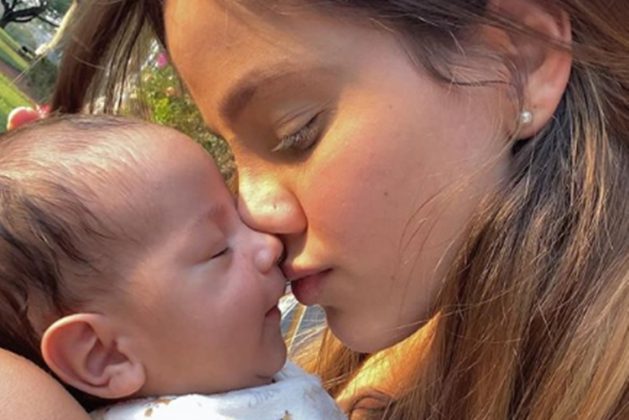 Filho Theo e Biah Rodrigues reprodução Instagram