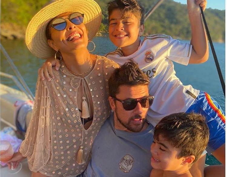 Juliana Paes e família - Instagram