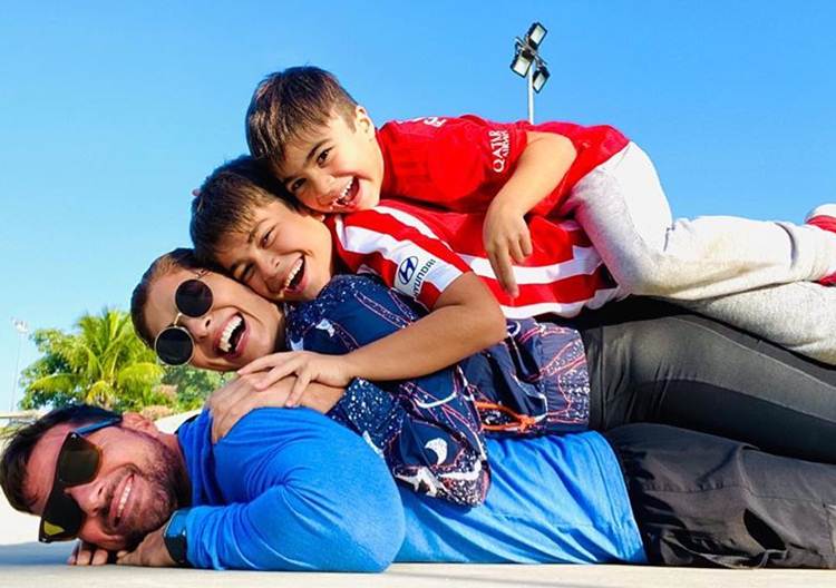 Em quarentena, Juliana Paes comemora férias escolares dos filhos: “Tava puxado”