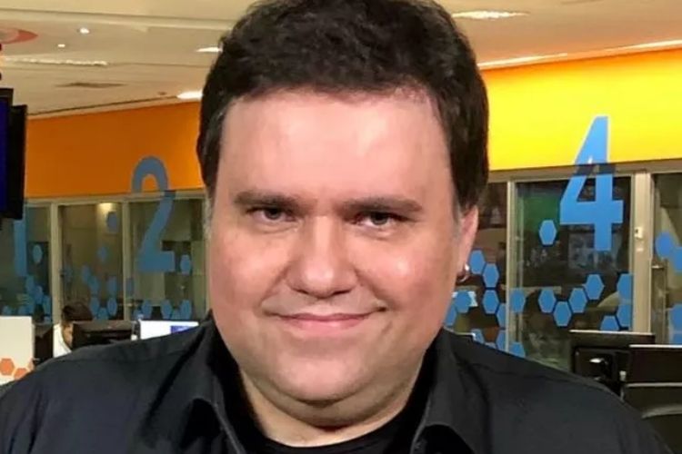 O apresentador Rodrigo Rodrigues - Reprodução: TV Globo