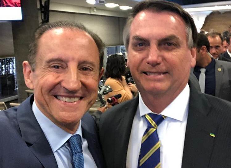 Depois de reunião com Jair Bolsonaro, presidente da Fiesp é internado com Covid-19