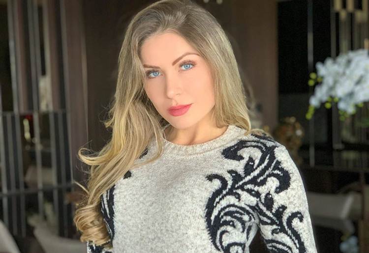 Ex-BBB Renata Dávila - Instagram