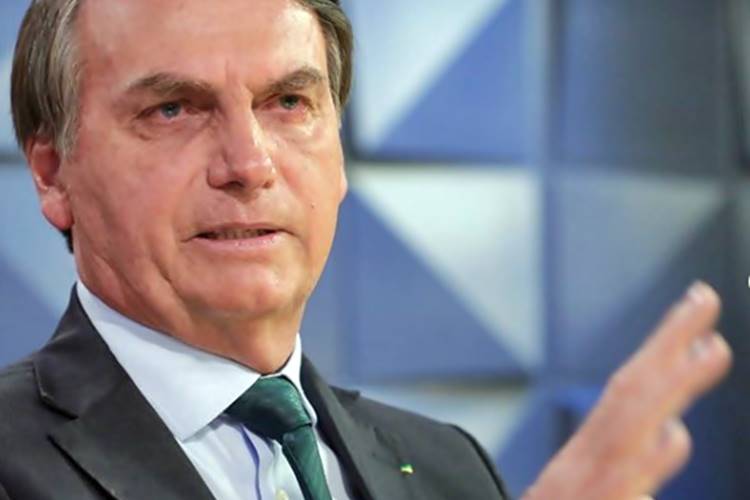 Bolsonaro diz repórter a repórter: “Vontade é encher tua boca com porrada” - Foto: Reprodução/Instagram@jairmessiasbolsonaro