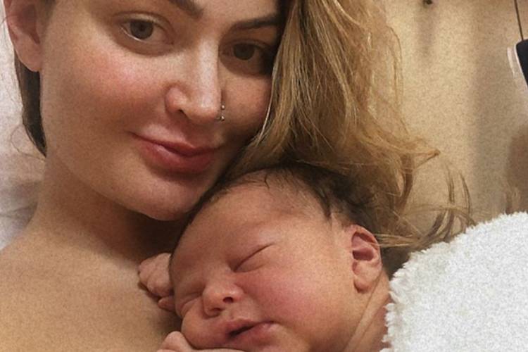 Laura Keller e o filho Jorge Emanuel - Reprodução/Instagram