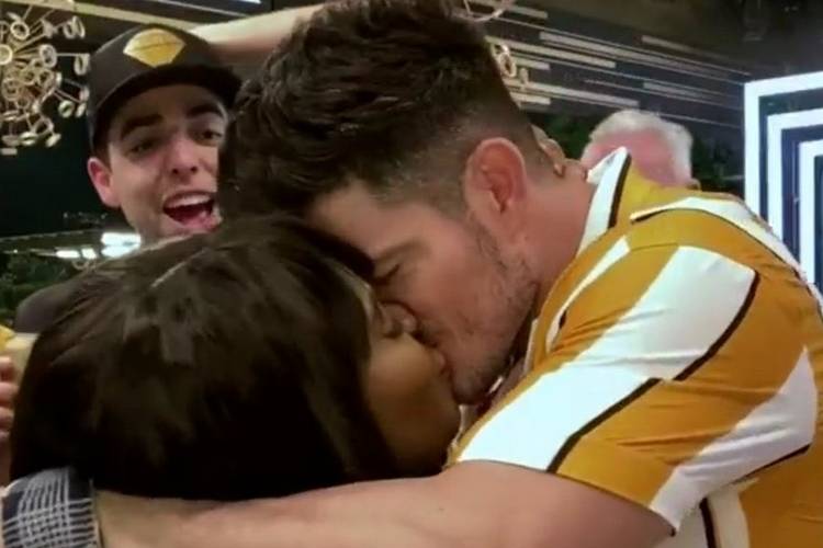 Jojo Todynho e JP Gadêlha em 'A Fazenda 12' - Reprodução/Twitter