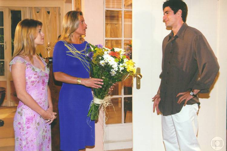 Laços de Família - Camila e Helena e Edu (Roberto Steinberger/TV Globo)