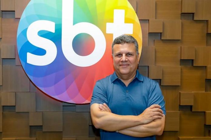 Teo José assina com o SBT (Gabriel Cardoso/SBT)
